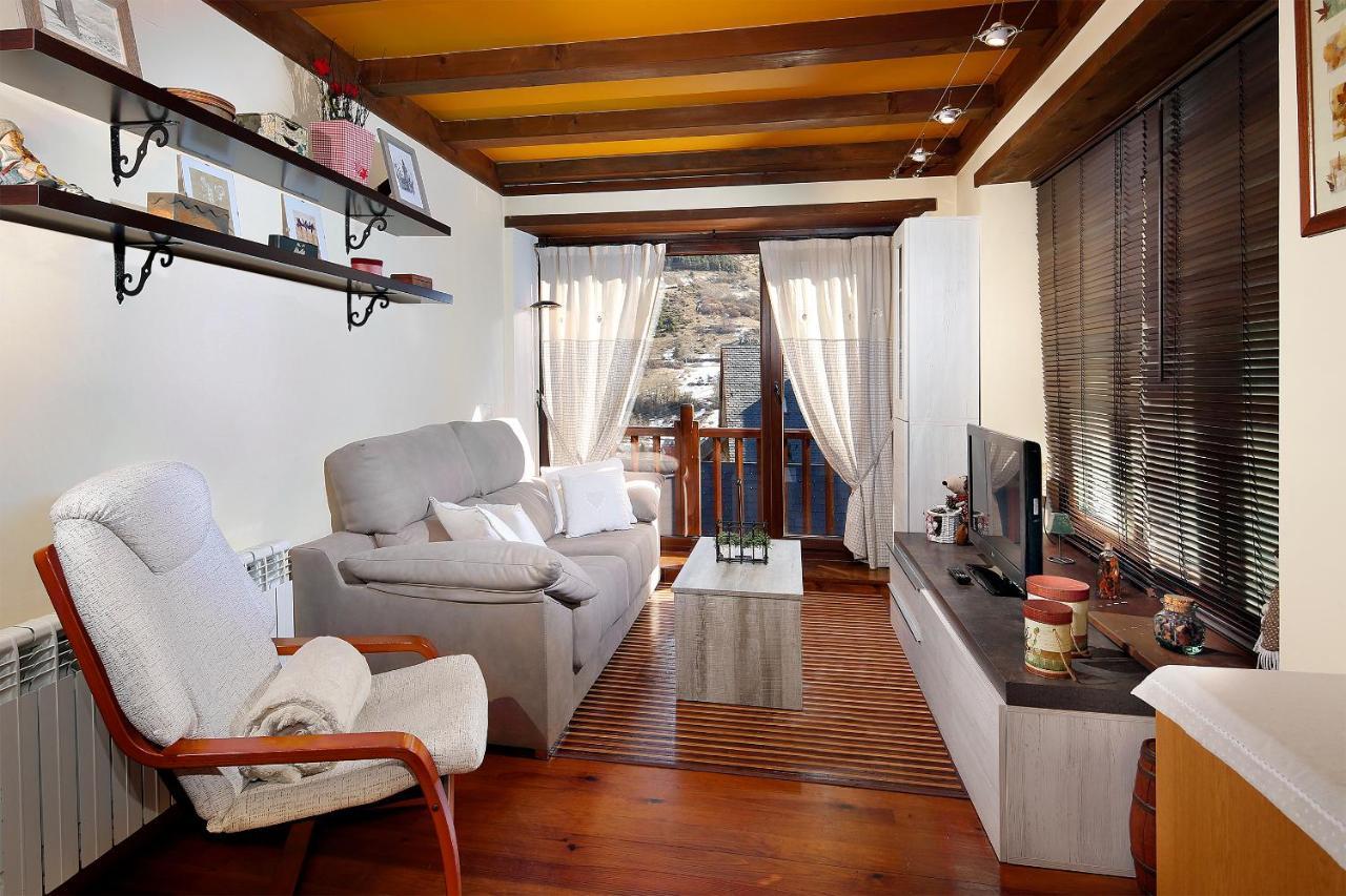 Apartamento La Santeta De Aran Vielha Exteriér fotografie