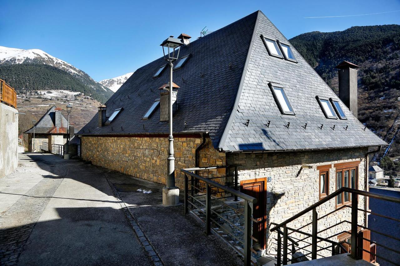 Apartamento La Santeta De Aran Vielha Exteriér fotografie