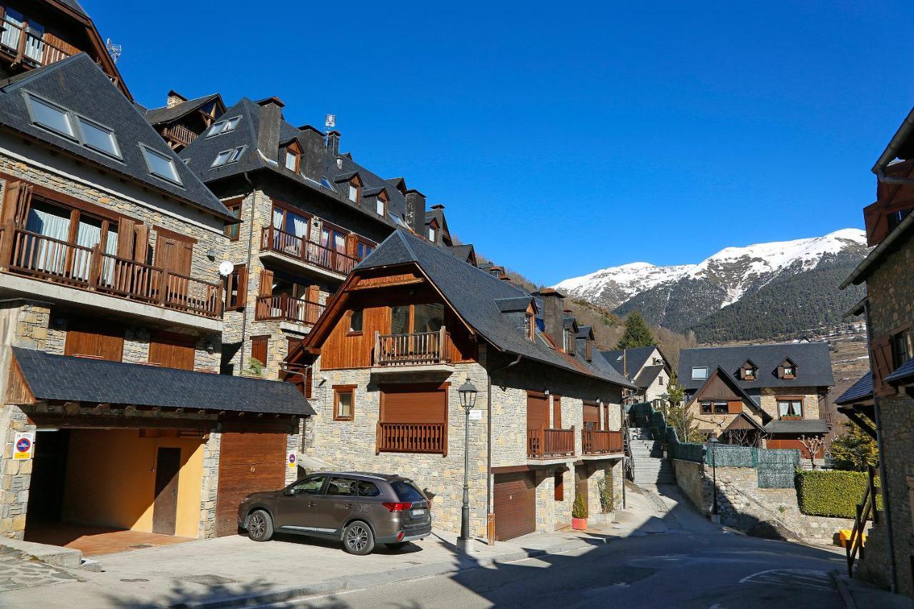 Apartamento La Santeta De Aran Vielha Exteriér fotografie